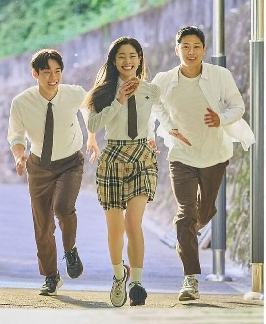 IM JIEUN in 'Run To You'